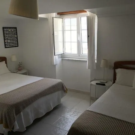 Hostel Rosalia De Castro *