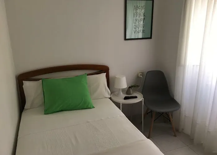 Hostel Rosalia De Castro Foz